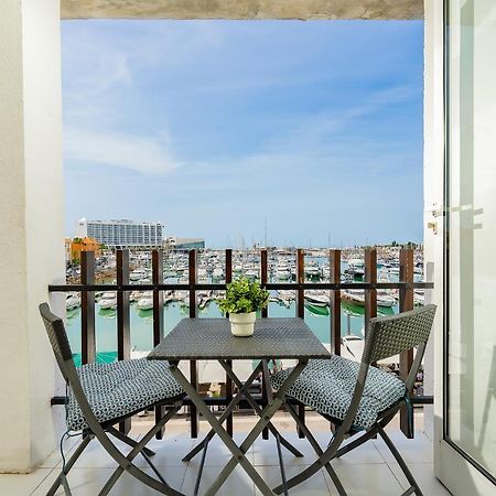 Marina Views Apartment กัวเตย์รา ภายนอก รูปภาพ