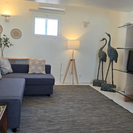 Marina Views Apartment กัวเตย์รา ภายนอก รูปภาพ