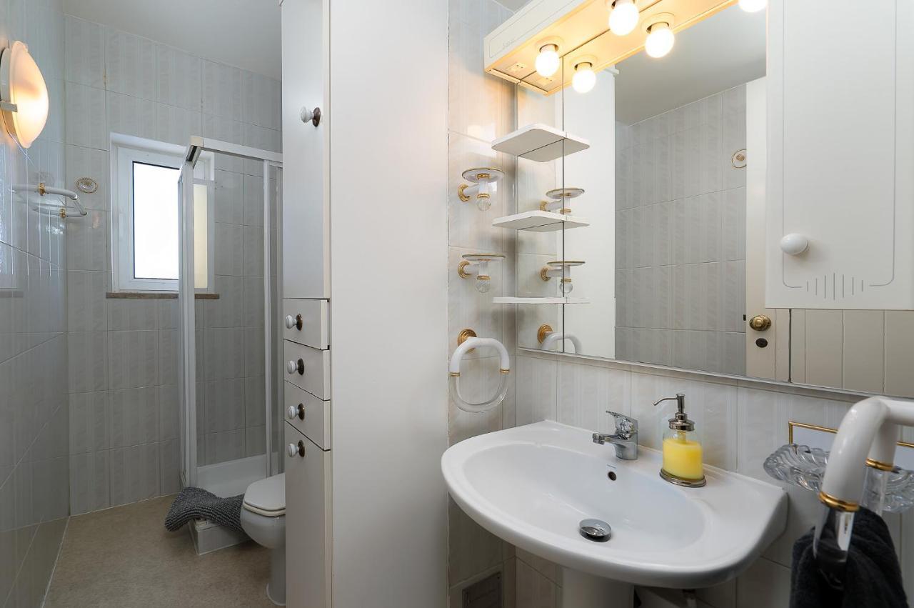 Marina Views Apartment กัวเตย์รา ภายนอก รูปภาพ