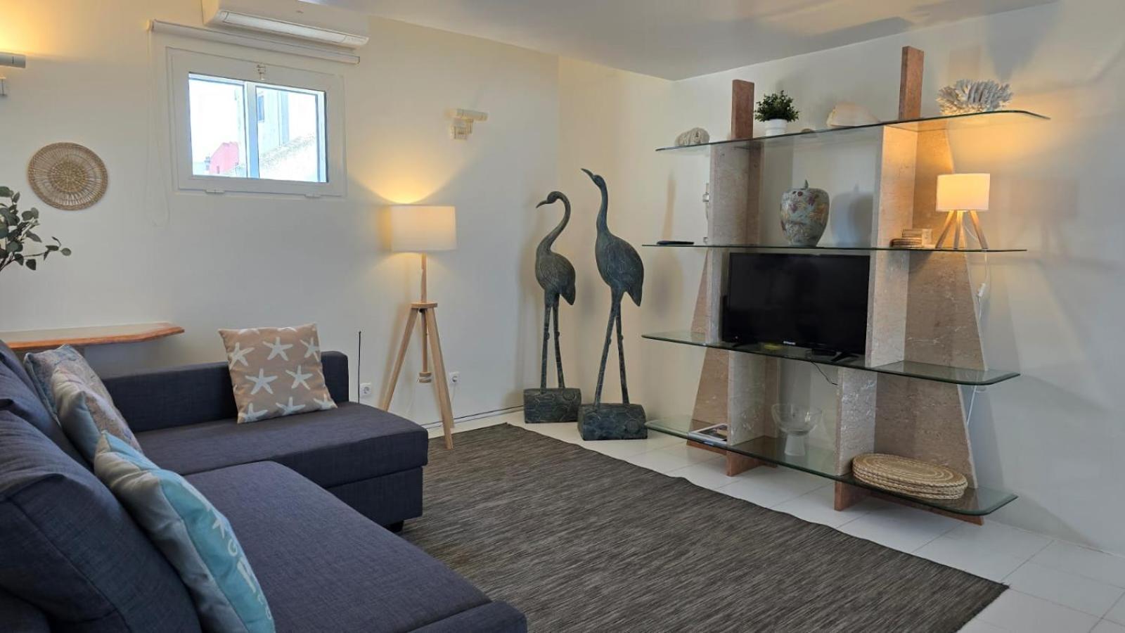 Marina Views Apartment กัวเตย์รา ภายนอก รูปภาพ
